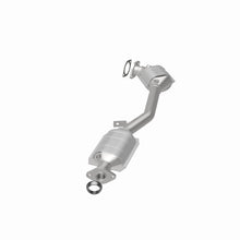 Load image into Gallery viewer, MagnaFlow DF Cat Conv 99-05 Subaru Forester/96-97 &amp; 99-05 Impreza/01-03 Legacy/00-05 Outback Frt/Rr