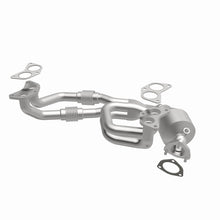 Load image into Gallery viewer, MagnaFlow Direct Fit Catalytic Converter 06-10 Subaru Forester