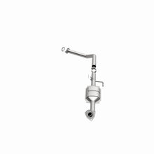 Load image into Gallery viewer, MagnaFlow Direct Fit Catalytic Converter 01-04 Toyota Sequoia 4.7L D/S