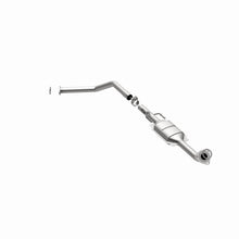 Load image into Gallery viewer, MagnaFlow Direct Fit Catalytic Converter 01-04 Toyota Sequoia 4.7L D/S