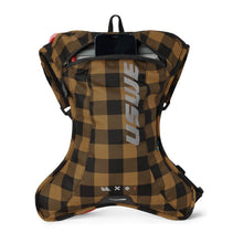 Load image into Gallery viewer, USWE Outlander Hydration Pack 2L - Flannel Bronze/Black