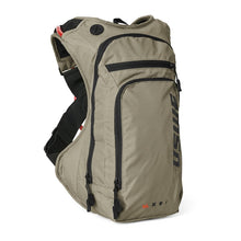 Load image into Gallery viewer, USWE Outlander Moto Hydration Pack 9L - Sand