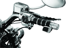 Load image into Gallery viewer, Kuryakyn ISO Grip With Contoured Throttle Boss Throttle-By-Wire Chrome