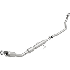 MagnaFlow Direct Fit Catalytic Converter 14-15 Toyota Corolla 1.8L