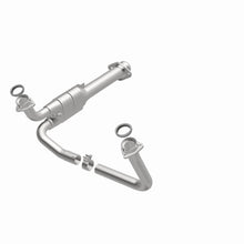 Load image into Gallery viewer, MagnaFlow Direct Fit Catalytic Converter GM 1500/2500/Suburban 5.0L