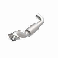Load image into Gallery viewer, MagnaFlow Direct Fit Catalytic Converter 2015-2017 F-150 V6 2.7 OEM Underbody
