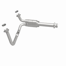 Load image into Gallery viewer, MagnaFlow Direct Fit Catalytic Converter GM 1500/2500/Suburban 5.0L