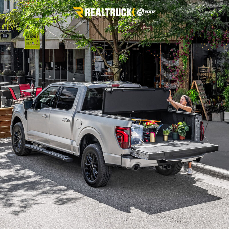 BAK 05-20 Nissan Frontier 5ft Bed BAKFlip MX4 Matte Finish