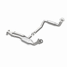 Load image into Gallery viewer, MagnaFlow DF Cat. Conv 02-06 Cadillac Truck. 8 5.3L Dual Conv. Y-Pipe Assy 2wd/Chevy Truck 99-07