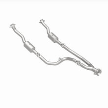Load image into Gallery viewer, MagnaFlow 20-21 Ford Transit-150 Single Underbody V6 3.5L RWD Direct-Fit Catalytic Converter