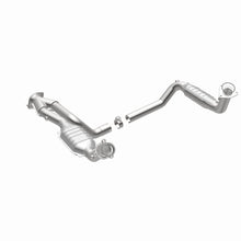 Load image into Gallery viewer, MagnaFlow DF Cat. Conv 02-06 Cadillac Truck. 8 5.3L Dual Conv. Y-Pipe Assy 2wd/Chevy Truck 99-07
