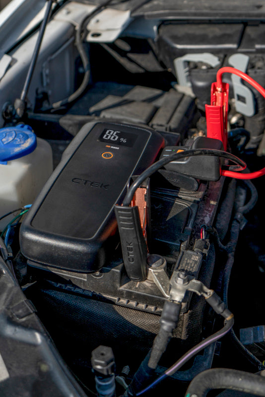 CTEK Battery Booster w/Flashlight - 4000A Peak Current RB 4000 - 12V