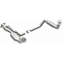 Load image into Gallery viewer, MagnaFlow DF Cat. Conv 02-06 Cadillac Truck. 8 5.3L Dual Conv. Y-Pipe Assy 2wd/Chevy Truck 99-07