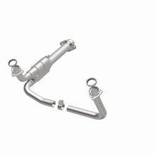 Load image into Gallery viewer, MagnaFlow Direct Fit Catalytic Converter GM 1500/2500/Suburban 5.0L