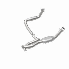 Load image into Gallery viewer, MagnaFlow DF Cat. Conv 02-06 Cadillac Truck. 8 5.3L Dual Conv. Y-Pipe Assy 2wd/Chevy Truck 99-07