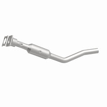 Load image into Gallery viewer, MagnaFlow Direct Fit Catalytic Converter CALIBER- 07-09 2.4L OEM