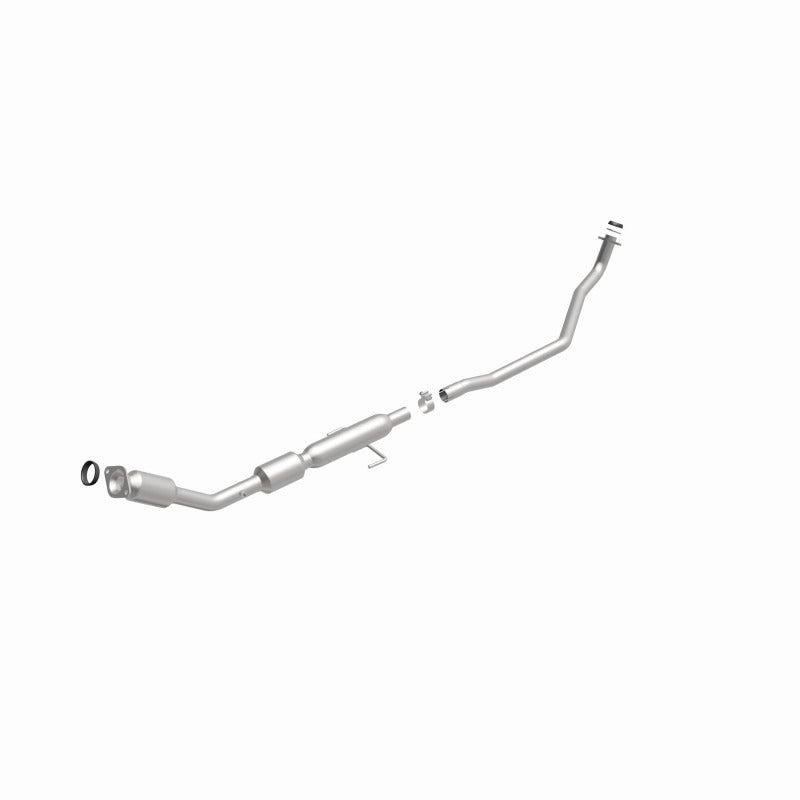 MagnaFlow Direct Fit Catalytic Converter 14-15 Toyota Corolla 1.8L