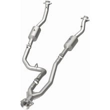 Load image into Gallery viewer, MagnaFlow 20-21 Ford Transit-150 Single Underbody V6 3.5L RWD Direct-Fit Catalytic Converter
