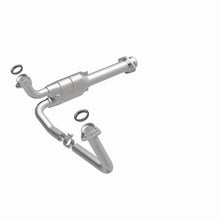 Load image into Gallery viewer, MagnaFlow Direct Fit Catalytic Converter GM 1500/2500/Suburban 5.0L