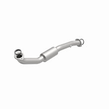 Load image into Gallery viewer, MagnaFlow Direct Fit Catalytic Converter 2009-2012 Highlander 2.7 L Underbody