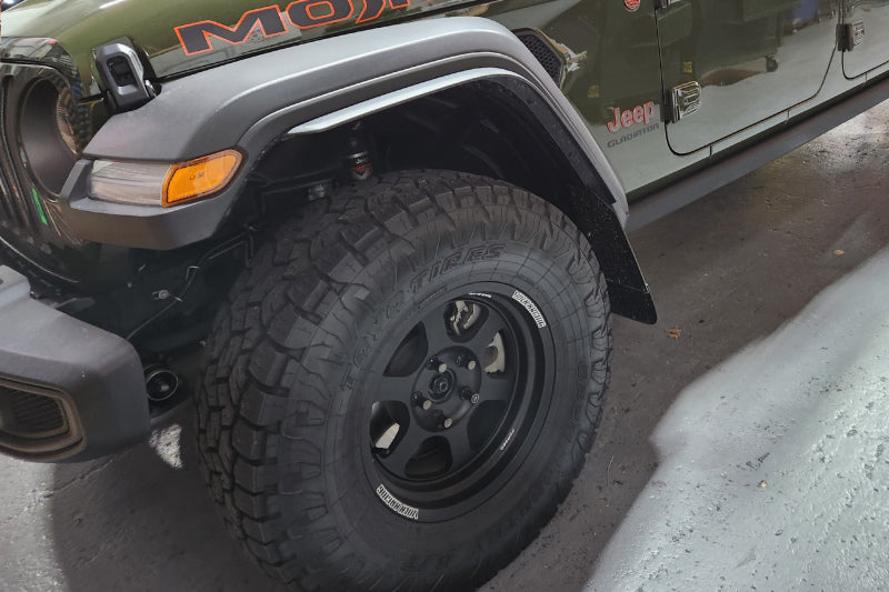 Rally Armor 19-25 Jeep JT Gladiator (Mojave/Rubicon) Black Mud Flap w/Metallic Black Logo